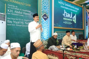 Haul KH Abdul Hamid Berlangsung Khidmat Dihadiri Ribuan Jemaah dan Tokoh Publik