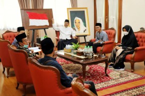 Gus Ipul Berangkatkan Kafilah Kota Pasuruan ke MTQ Tingkat Nasional XXIX