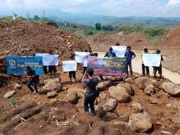 Kunker Presiden Jokowi di Mojokerto Diwarnai Demo Galian C