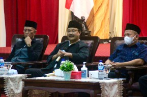 Gus Ipul Ajak Pedagang dan Jukir Musyawarah Terkait Revitalisasi Pasar Besar
