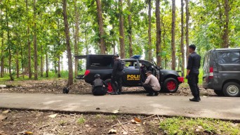 Blarrr...!!! Dua Proyektil Meriam dan 1 Mortir Meledak di Mojokerto