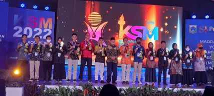 Jatim Kembali Juara Umum Sains Madrasah Tingkat Nasional Tahun 2022