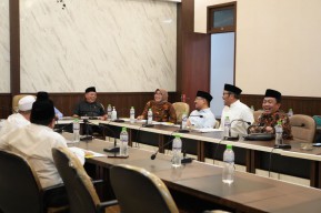 Sowan ke PWNU, Pimpinan DPRD Jatim Siap Dukung Peringatan 1 Abad NU
