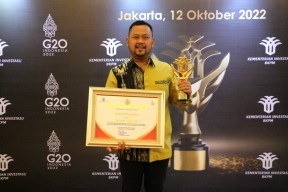 Kabupaten Gresik Raih Anugerah Layanan Investasi Terbaik Se-Indonesia