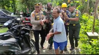 Pemuda Bojonegoro Nyemplung Sumur Depan Masjid, tapi Gagal Mati