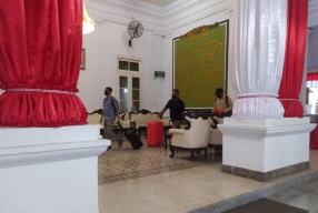 Pilihan Pembaca: KPK Geledah Kantor Pemkab Bangkalan, Kecelakaan di Bromo