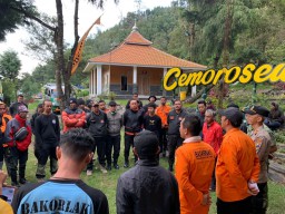 Tim SAR Pastikan Jenazah di Tawangmangu Bukan Pendaki Gunung Lawu yang Hilang