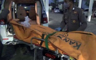 Dor! Pria Tewas Ditembak Orang Misterius di Arena Sabung Ayam Bangkalan