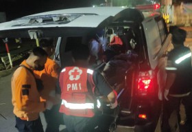 Pemotor Selamat dari Maut Setelah Terseret Kereta Api Sejauh 50 Meter