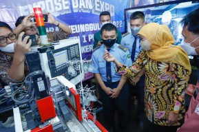 Ratusan Karya Inovasi SMK Pusat Keunggulan di Jatim Dipamerkan
