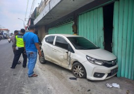 Diawali Cekcok, Bapak di Jombang Tabrak Anak