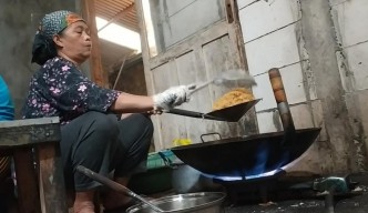 Cekeremes Made in Wonosalam, Anda Pernah Mencicipi Jajanan Jadul Ini?