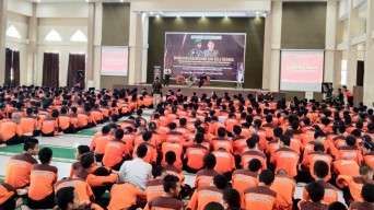 HIPAKAD Jatim Beri Wawasan Kebangsaan pada Ribuan Santri
