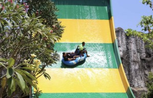 Gumul Paradise Island, Wahana Super Komplet di Kediri dengan Harga Terjangkau