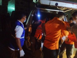 Pekerja Tewas Tersengat Listrik saat Reparasi Kontainer