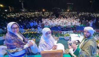 Jatim Bersholawat Bersama Habib Syech, Santri Jombang Luar Biasa