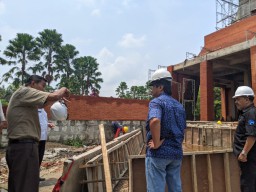Tiga Proyek di Kota Mojokerto Disidak Komisi II DPRD, Ini Temuannya