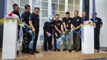 Bupati Jombang Launching Produk AMDK Tiber Perumda Tirta Kencana