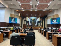 Sejumlah Fraksi DPRD Kabupaten Pasuruan Soroti Warung Remang-remang