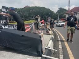 135 Keranda Penuhi Alun-alun Tugu Kota Malang