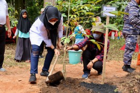 Lima Varietas Durian Merah Banyuwangi Terdaftar di Kementan