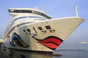 MV Viking Orion Batal Sandar di Pelabuhan Perak, Ini Penjelasan Pelindo