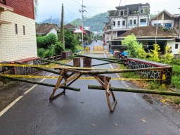 Nyaris Ambrol Jembatan di Kota Batu Ditutup