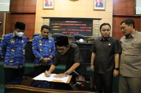 Dua Raperda Ini Disahkan, Berharap Dampak Positif untuk Perekonomian Jombang