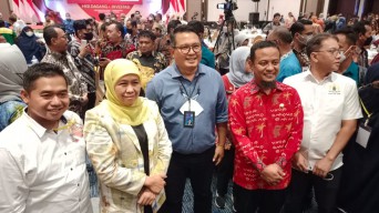 Investasi Jatim Positif, Khofifah Dorong Investor Sulsel Buka Pabrik di SIER