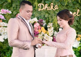 Menuju Pernikahan Kades Cantik Lamongan, Gelar Pesta Rakyat 4 Hari