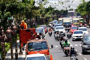 Pilihan Pembaca: Rekor MURI di Kampung Inggris hingga Penutupan Jalan Tunjungan