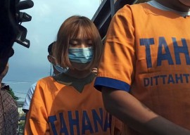 Penampakan Wanita Berkebaya Merah Pemeran Video Mesum saat Berbaju Tahanan