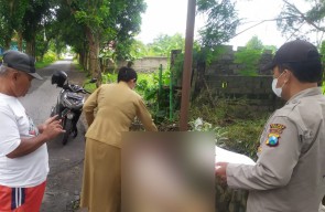 Sempat Bersandar di Tembok Tepi Jembatan, Pria asal Kediri Tewas Tersungkur