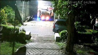 Cerita di Balik Pencurian Truk dan Pikap dalam Gudang Kasur Surabaya