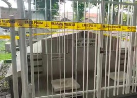 Dua Patung di Makam Kembang Kuning Surabaya Diduga Dicuri