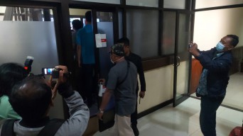 KPK Terjunkan Tiga Personel Tambahan ke Ruang CCTV DPRD Jatim