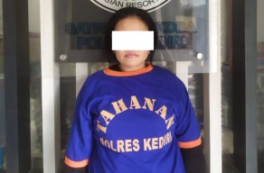 Ibu Rumah Tangga di Kediri Cari Nafkah Malah Ditangkap Polisi, Lho?