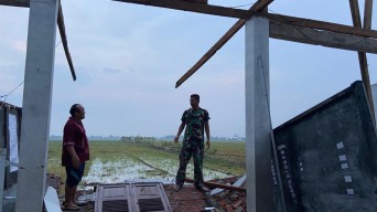 Ratusan Rumah di Sidoarjo Rusak Akibat Angin Kencang