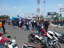 Aremania Gelar Aksi 135 Menit, Tuntut Penuntasan Tragedi Kanjuruhan