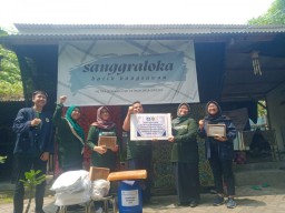 Stiesia dan UMG Dampingi UMKM Batik di Gresik, Ini Targetnya