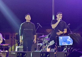 Digosipkan Dekat dengan Heppy Asmara, Bupati Tuban: Saya atau Denny Cak Nan?