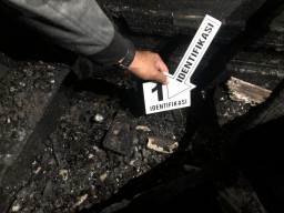Rumah di Pasuruan Terbakar Akibat Ledakan iPhone, Istri Tewas dan Suami Kritis
