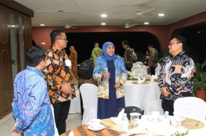 Pemprov Jatim Tambah Fasilitas Layanan Pendidikan PMI di Malaysia