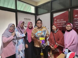 Studi Banding di YPTA, Songsong Masa Depan Akhlakul Karimah Berwawasan Teknologi