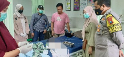 Edan! Bayi Sehat asal Lamongan Terbungkus Kresek Sengaja Dibuang