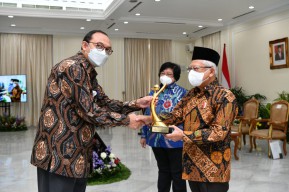 Program Pengembangan Garam di Bangkalan Bawa PHE WMO Raih Proper Emas KLHK