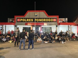 40 Pemilik Motor Dikumpulkan di Polres Ponorogo, Ada Apa Sih?
