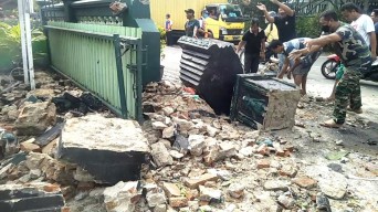 Truk Seruduk Pagar Koramil Bourneo Bojonegoro, Bagaimana Nasib Sopirnya?