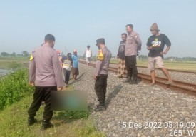 Sebelum Tewas Tersambar Kereta di Jombang, Remaja itu Sempat Main Trading