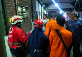 Suami Istri di Surabaya Bakar Diri dalam Kamar Mandi, Kondisinya Kini Kritis
